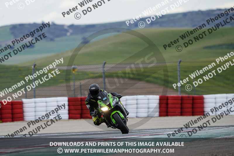 cadwell no limits trackday;cadwell park;cadwell park photographs;cadwell trackday photographs;enduro digital images;event digital images;eventdigitalimages;navarra;no limits trackdays;peter wileman photography;racing digital images;trackday digital images;trackday photos
